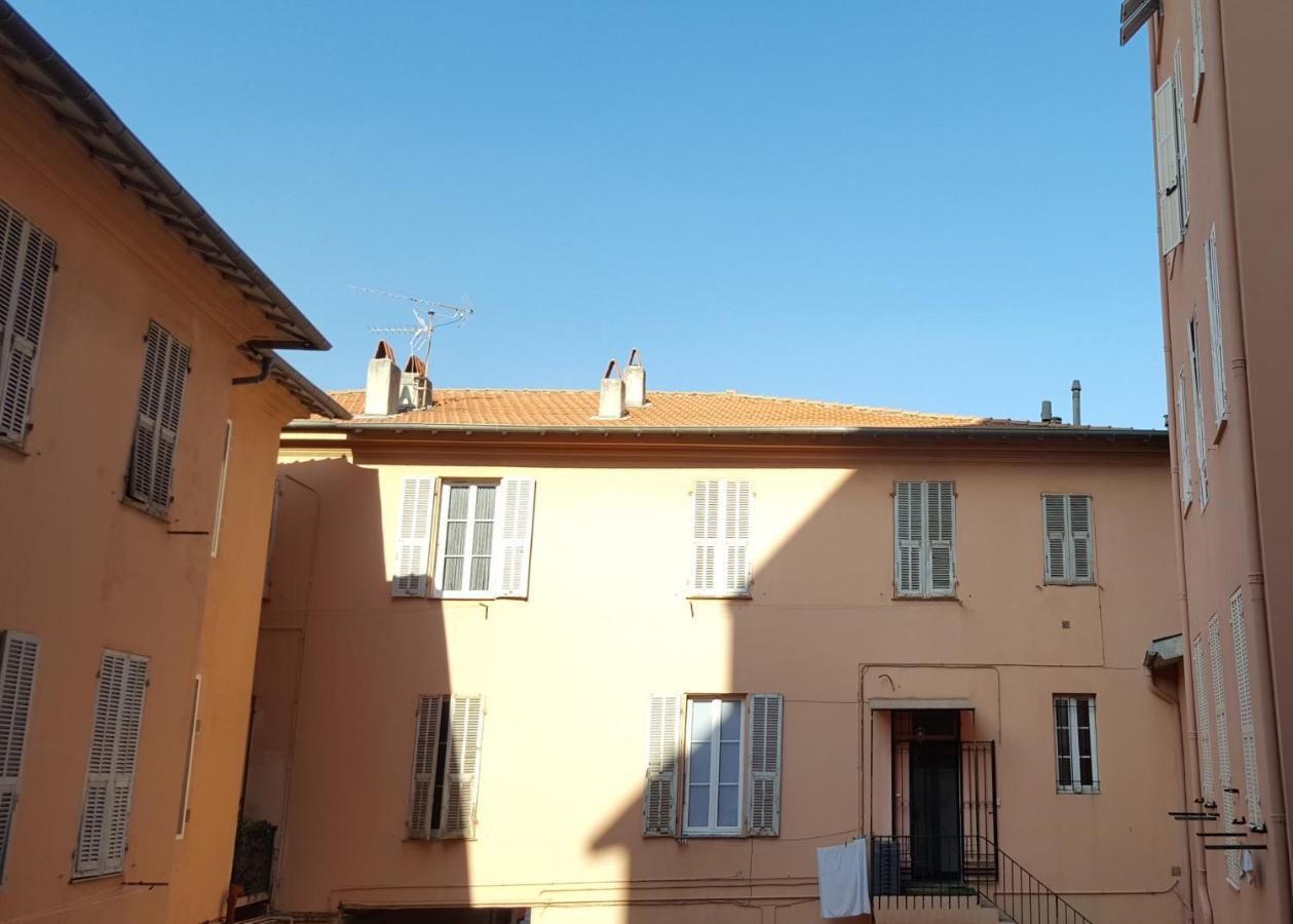 Superbe 2 Pieces Neuf A 100M De La Plage Menton Luaran gambar